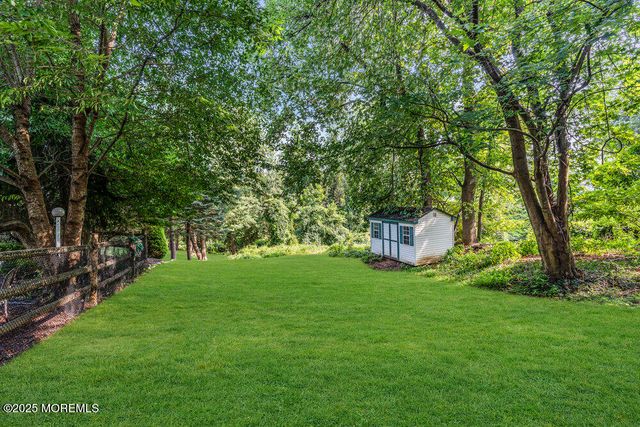 28 Doherty Drive, Middletown, NJ 07748