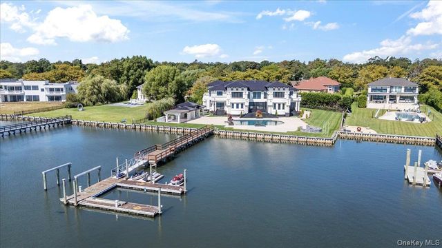 190 Curtis Road, Hewlett Neck, NY 11598
