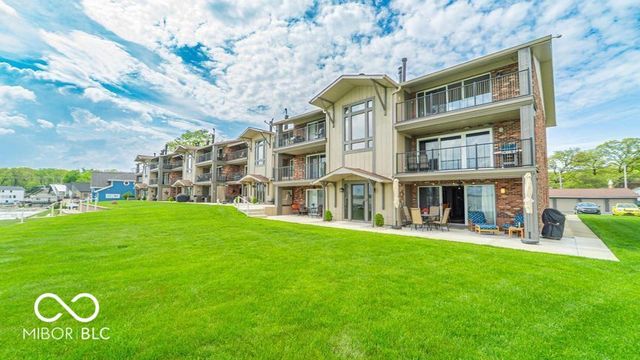 8127 Lake Shore Drive 1, Cedar Lake, IN 46303