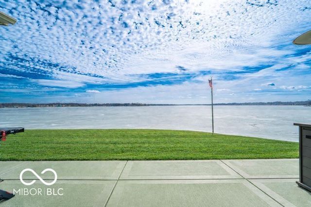 8127 Lake Shore Drive 1, Cedar Lake, IN 46303
