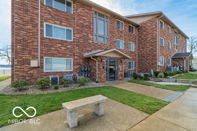 8127 Lake Shore Drive 1, Cedar Lake, IN 46303