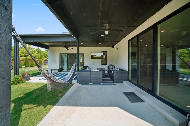 11536 S Louisville Avenue, Tulsa, OK 74137