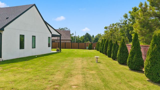 11536 S Louisville Avenue, Tulsa, OK 74137