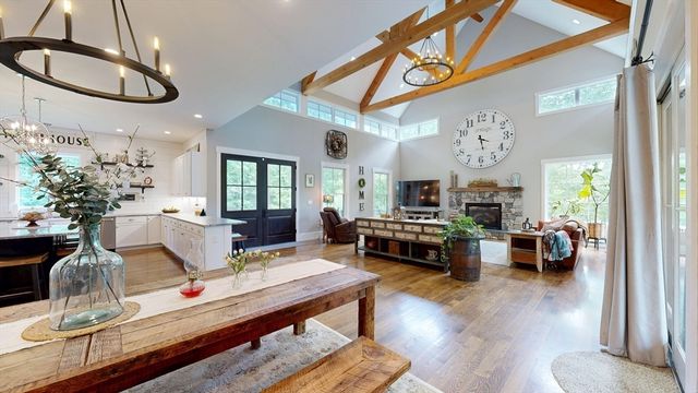 5 Gold Crest Drive, North Reading, MA 01864