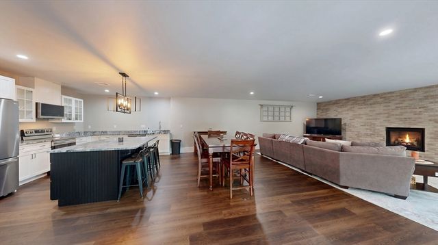 5 Gold Crest Drive, North Reading, MA 01864
