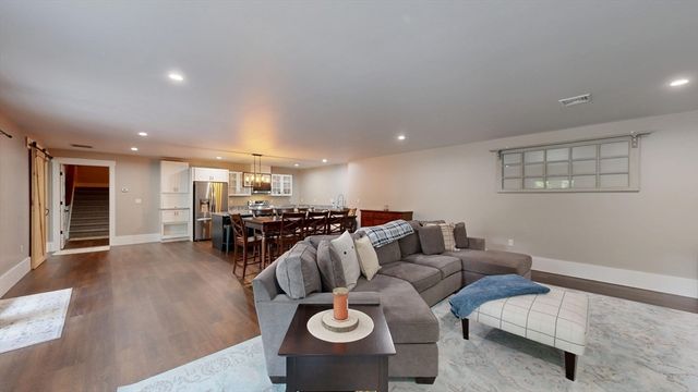 5 Gold Crest Drive, North Reading, MA 01864