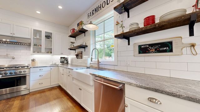 5 Gold Crest Drive, North Reading, MA 01864