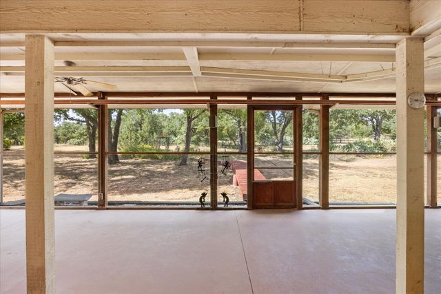 4201 E Bankhead Highway, Weatherford, TX 76087