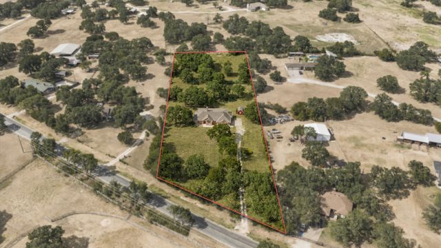4201 E Bankhead Highway, Weatherford, TX 76087