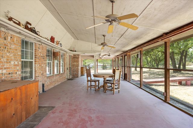 4201 E Bankhead Highway, Weatherford, TX 76087
