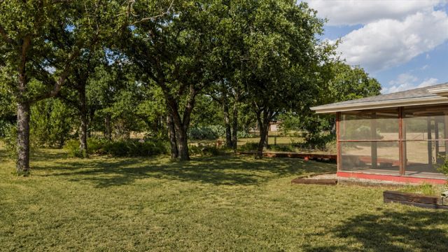 4201 E Bankhead Highway, Weatherford, TX 76087