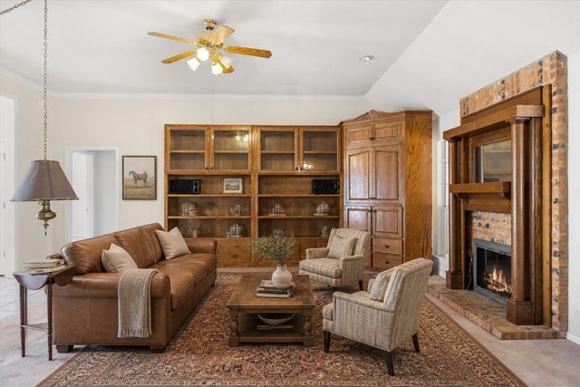 4201 E Bankhead Highway, Weatherford, TX 76087
