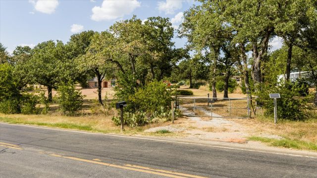4201 E Bankhead Highway, Weatherford, TX 76087