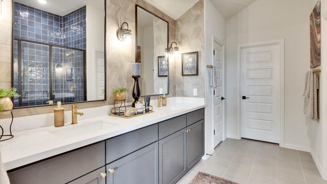 13521 Wandering Rhett DR, Elgin, TX 78621
