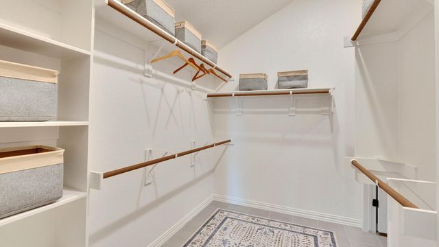 13521 Wandering Rhett DR, Elgin, TX 78621
