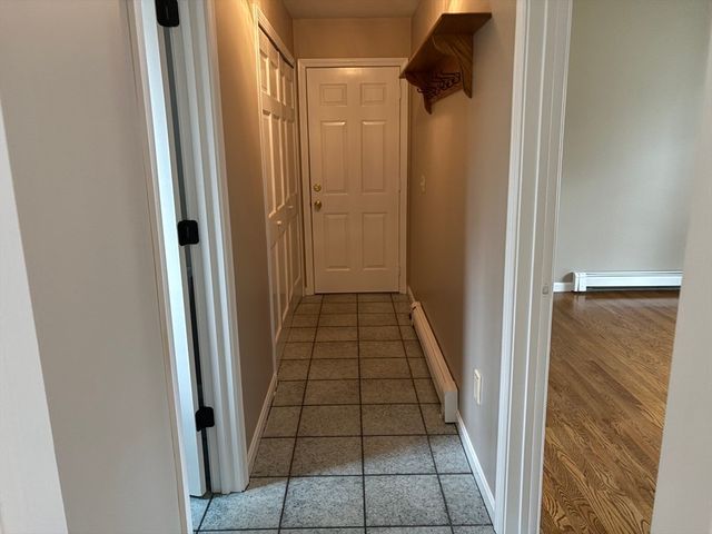 47 Park St, Shrewsbury, MA 01545