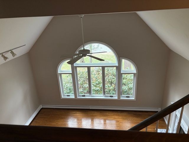 47 Park St, Shrewsbury, MA 01545