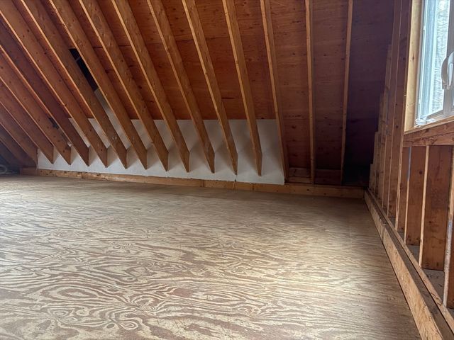 47 Park St, Shrewsbury, MA 01545