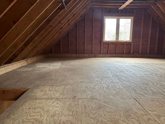 47 Park St, Shrewsbury, MA 01545