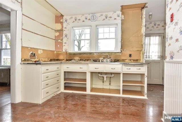 65 S Maple Avenue, Ridgewood, NJ 07450