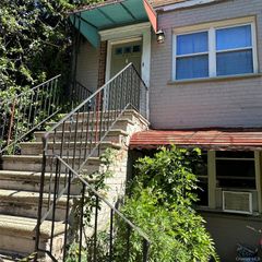 863 E 226th Street, Bronx, NY 10466