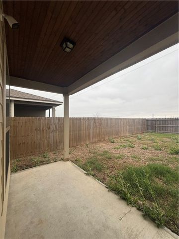 2209 Onyx Dr, Corpus Christi, TX 78414