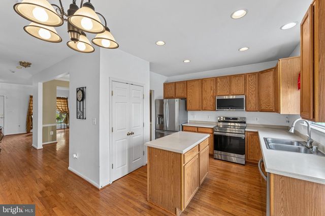 5 AZALEA ST, Fredericksburg, VA 22406