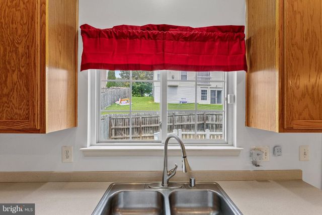 5 AZALEA ST, Fredericksburg, VA 22406