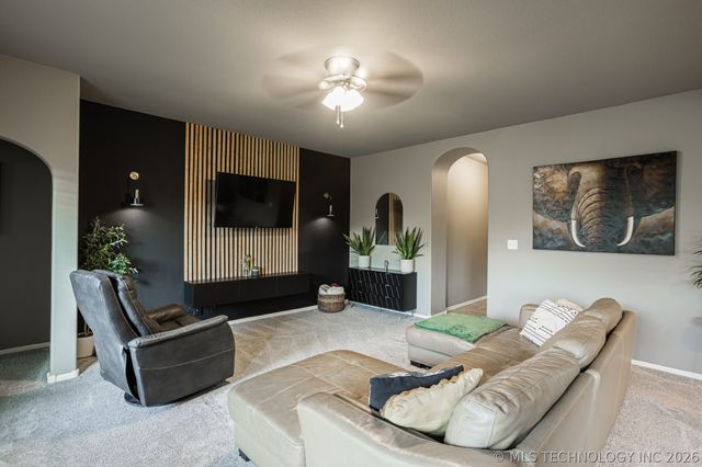 14605 E 111th Court North, Owasso, OK 74055