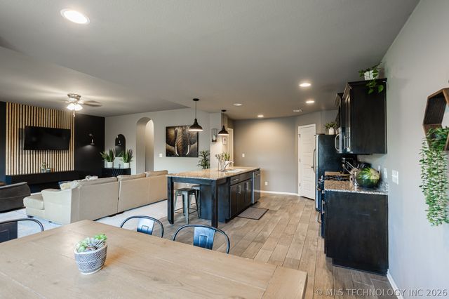 14605 E 111th Court North, Owasso, OK 74055
