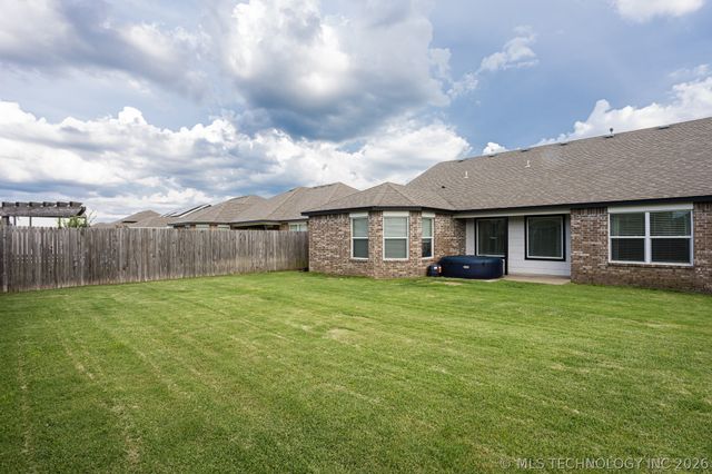 14605 E 111th Court North, Owasso, OK 74055