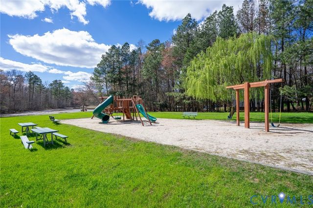 14200 Princess Mary Rd, Chesterfield, VA 23838