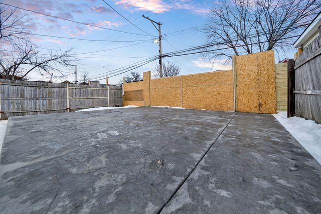 6513 S Mozart Street, Chicago, IL 60629