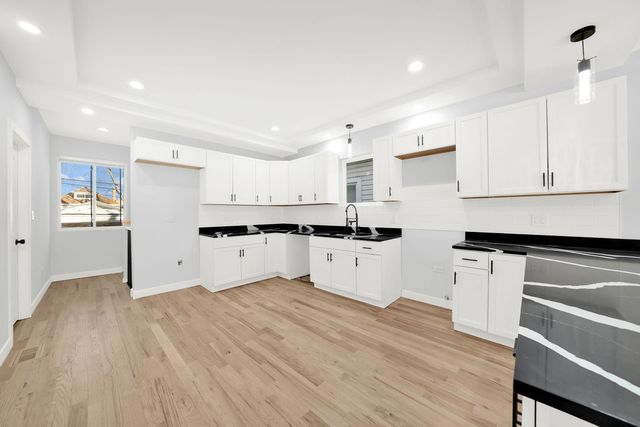 6513 S Mozart Street, Chicago, IL 60629