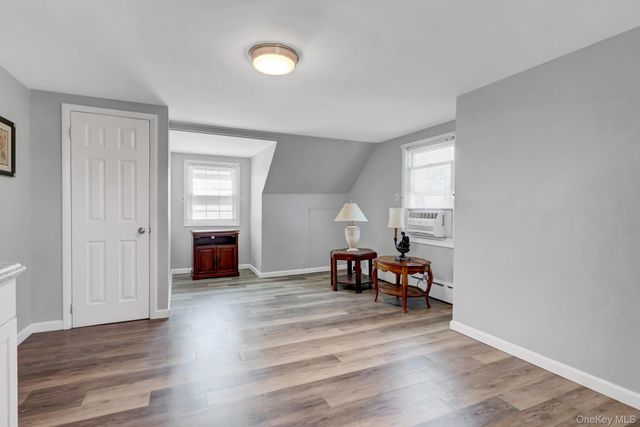 1188 New York Avenue, Franklin Square, NY 11010