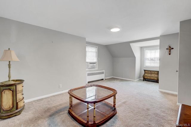 1188 New York Avenue, Franklin Square, NY 11010