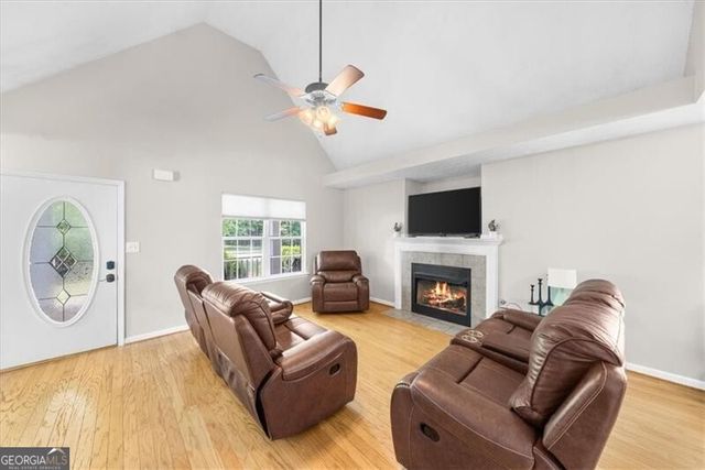 300 Cobb Court, Hampton, GA 30228
