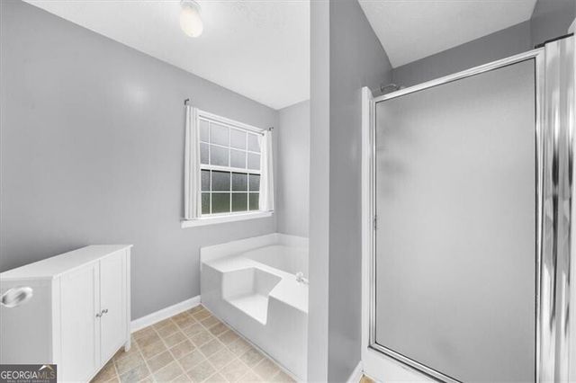 300 Cobb Court, Hampton, GA 30228
