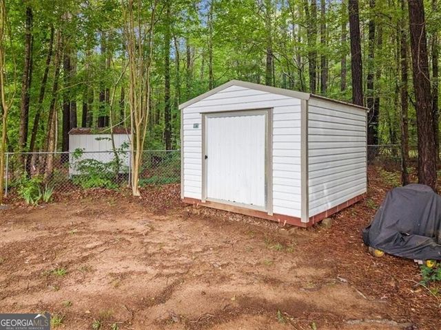 300 Cobb Court, Hampton, GA 30228