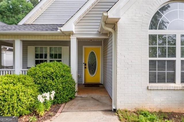 300 Cobb Court, Hampton, GA 30228