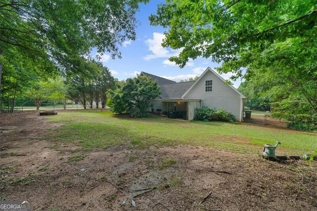 300 Cobb Court, Hampton, GA 30228