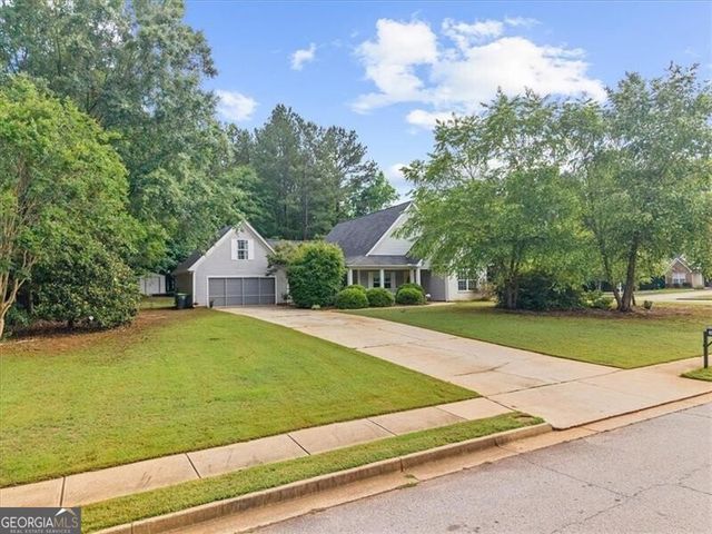 300 Cobb Court, Hampton, GA 30228