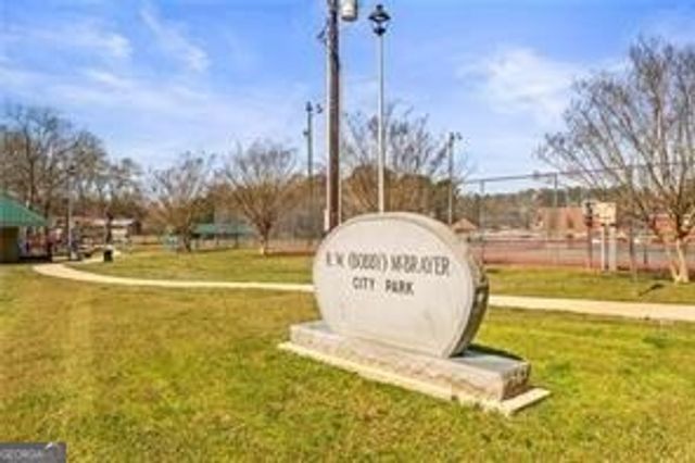 300 Cobb Court, Hampton, GA 30228