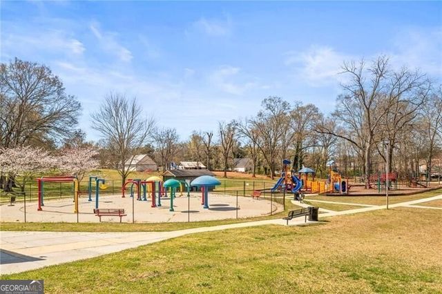 300 Cobb Court, Hampton, GA 30228