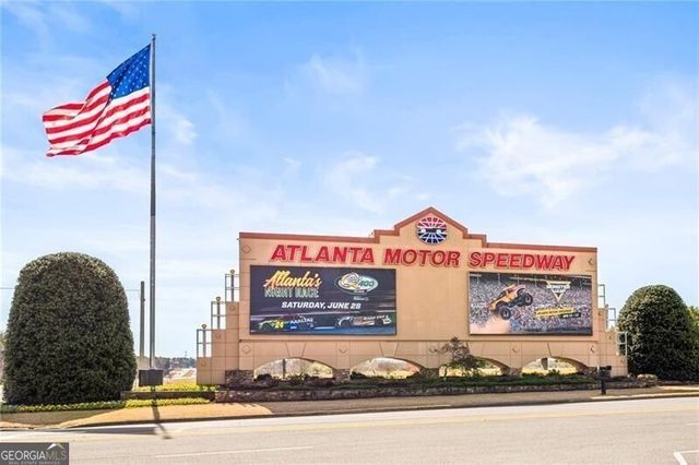 300 Cobb Court, Hampton, GA 30228
