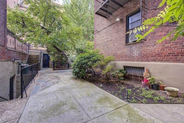 37-27 86th Street 5S, Jackson Heights, NY 11372