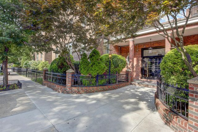 37-27 86th Street 5S, Jackson Heights, NY 11372