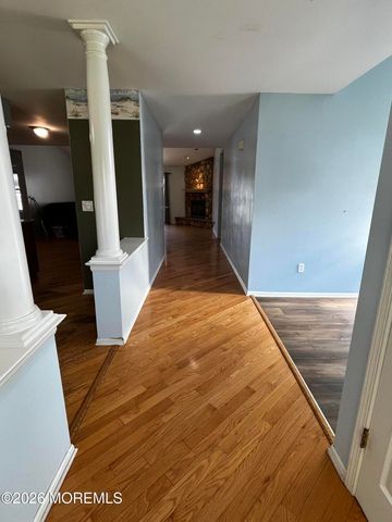 1157 Beach Lane, Manahawkin, NJ 08050