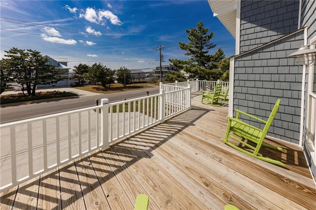 3636 Sandpiper RD, Virginia Beach, VA 23456