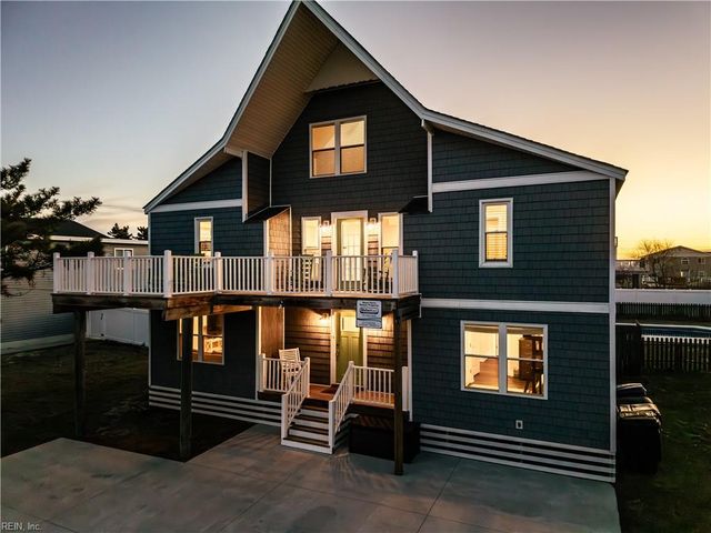 3636 Sandpiper RD, Virginia Beach, VA 23456